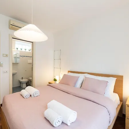 Apartman Ermes - 2 With Private Bathroom *