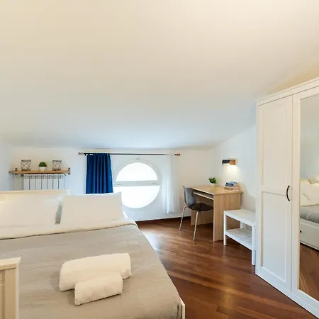 Apartman Ermes - 2 With Private Bathroom *